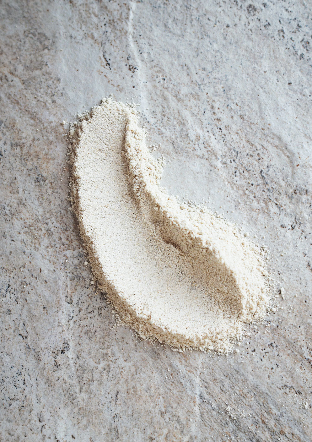 Niki Newd® Coconut Skin Mask – saanut erinomaisia arvioita syväkosteuttavasta vaikutuksestaan, tekee ihosta levänneen, raikkaan ja hehkuvan.