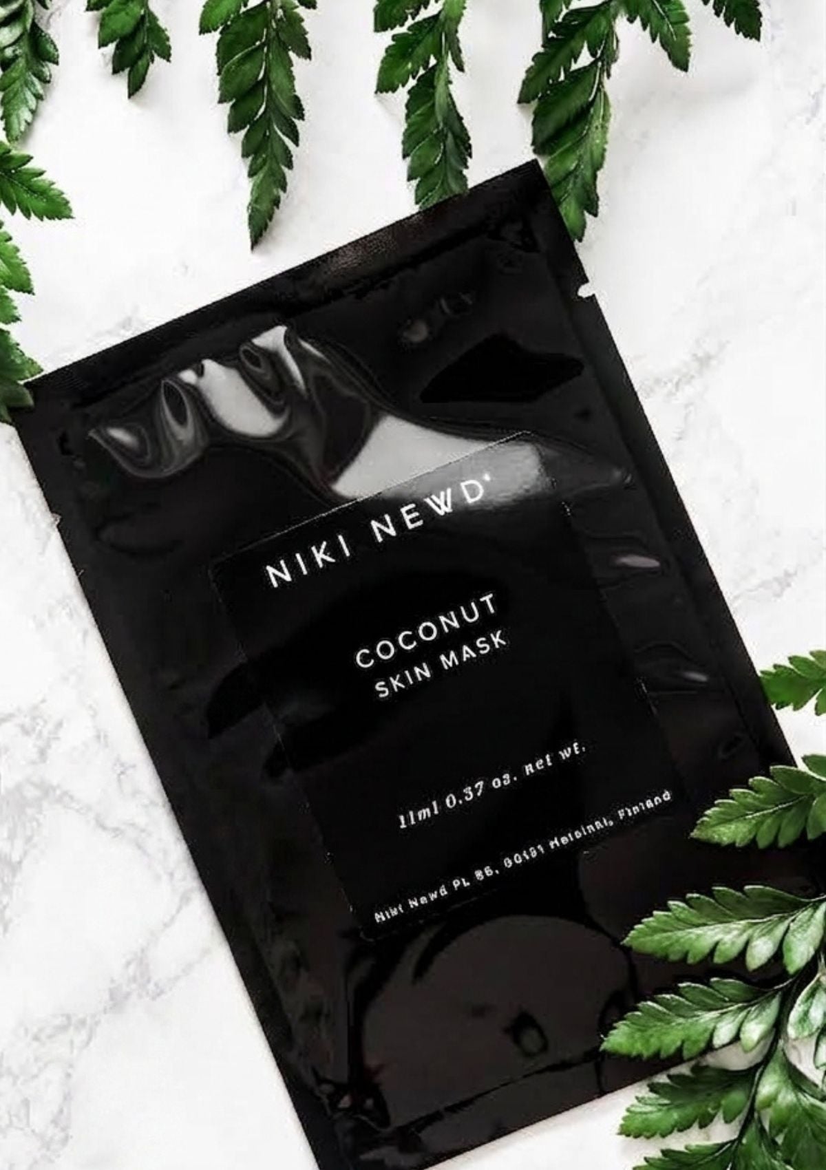 Niki Newd® Coconut Skin Mask – kirkastava ja kosteuttava kookosnaamio, joka elvyttää kuivaa ja väsynyttä ihoa.