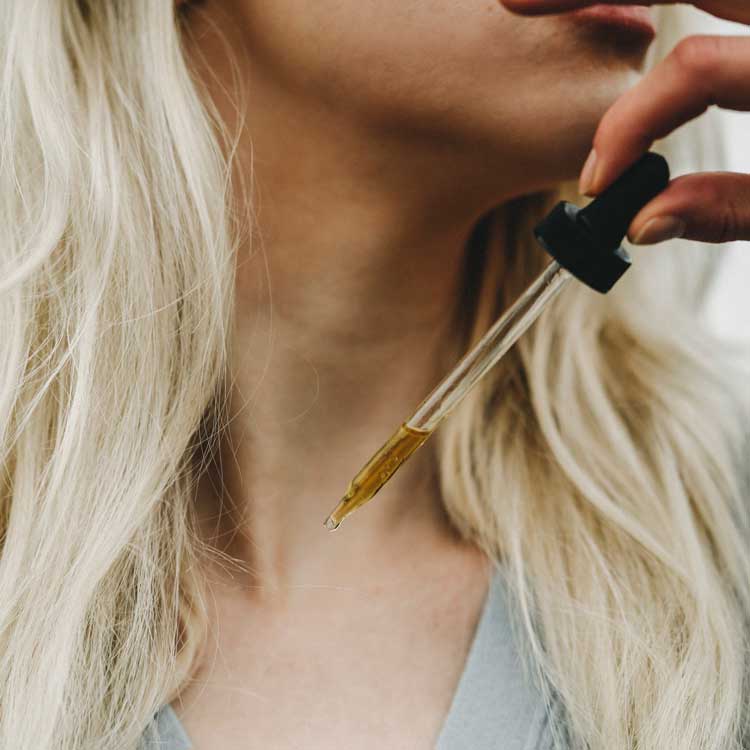 Niki Newd Skin Silk nourishing antioxidant face and eye serum with vitamin E and omega fatty acids for smoother, luminous-looking skin.