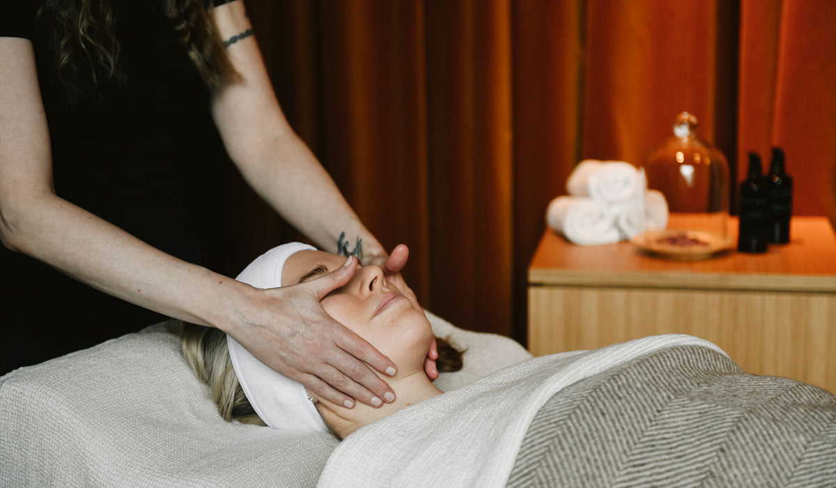 Niki Newd massage & Vodder lymphatic technique