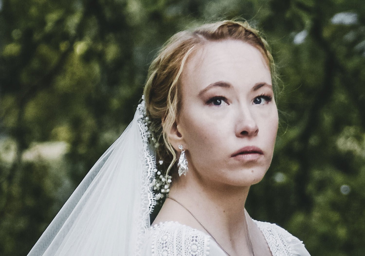 Niki Newd Natural glowing bridal makeup enhancing the bride’s features.