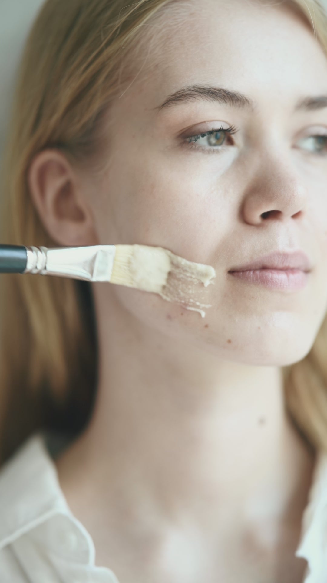 Niki Newd® Betaglucan Mask – kolloidista kauraa sisältävä luonnollinen anti-age -kasvonaamio, joka rauhoittaa, kirkastaa ja ravitsee herkkää ihoa.